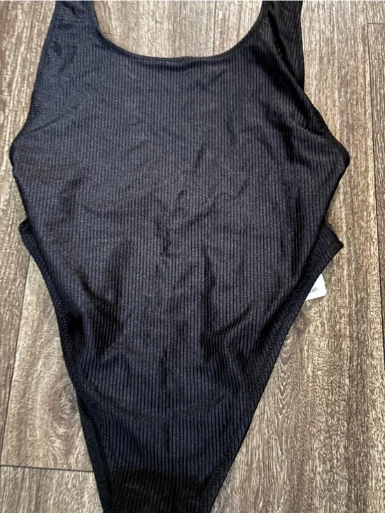 Aerie Shine Rib Birthday Scoop Cheekiest One Piece Swimsuit - Picture 6 of 7